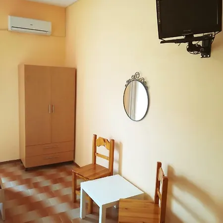 Eleftheria's Πανσιόν