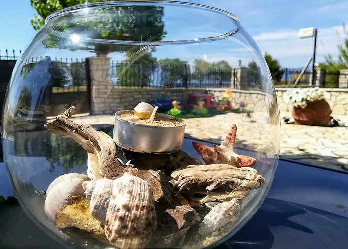 Eleftheria's Eratini